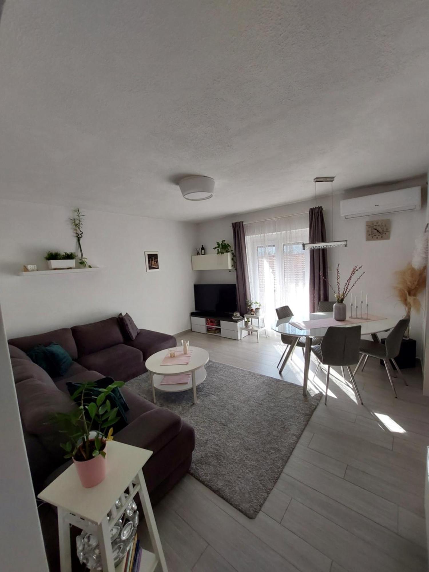 Apartman Nora 耶尔萨 外观 照片